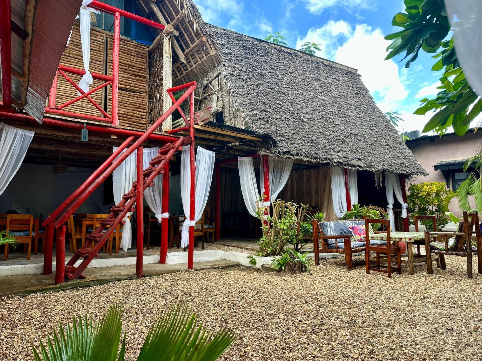 Pole Pole House Hotel Nungwi Eksteriør billede